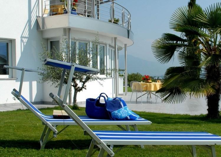 Millenniumshof Apartment Caldaro Bagian luar foto