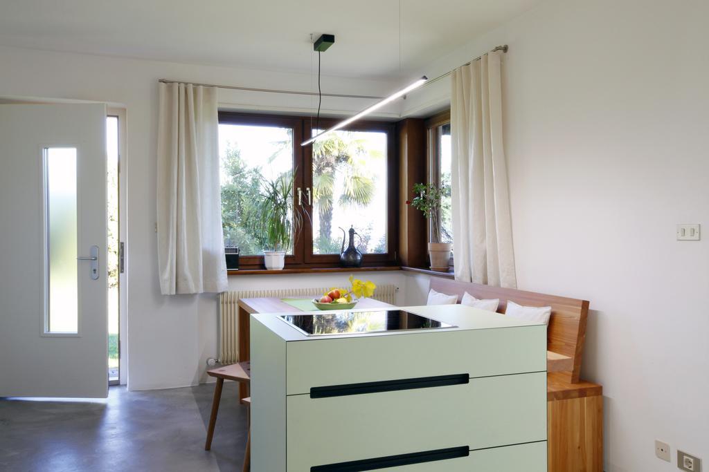 Millenniumshof Apartment Caldaro Bagian luar foto