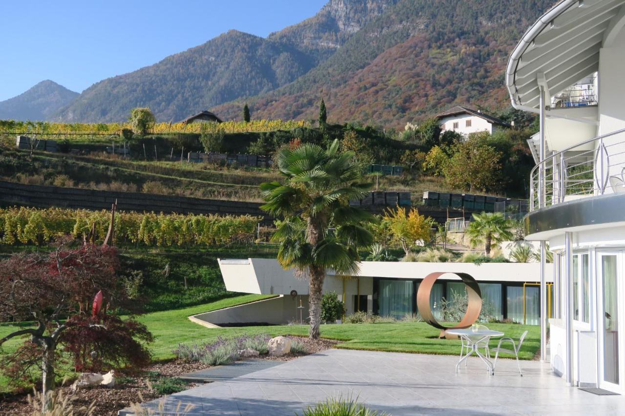Millenniumshof Apartment Caldaro Bagian luar foto